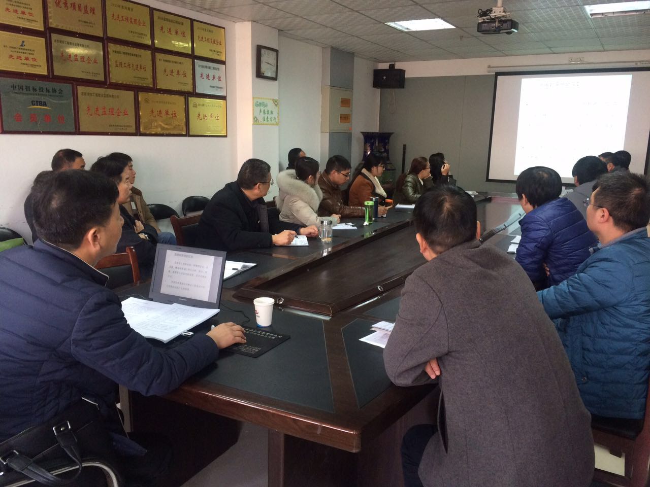 我公司舉辦“創(chuàng)新思維 改善生活”專(zhuān)題講座